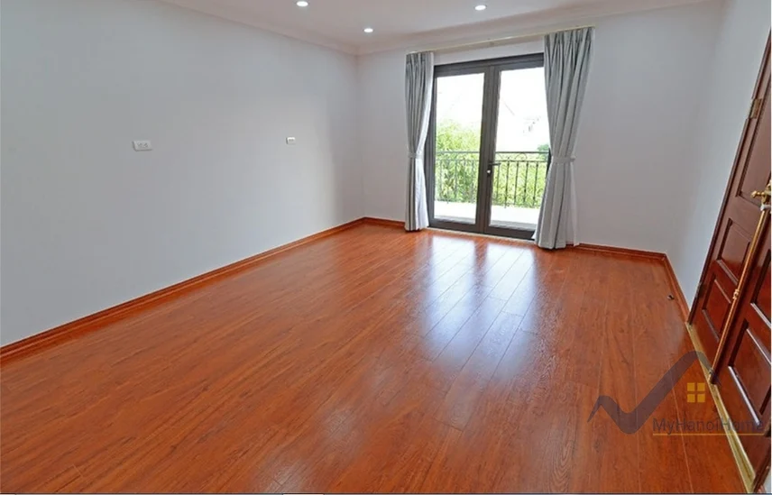 Xem ảnh 9: Ảnh 9: Cho thuê song lập Vinhomes Riverside đủ đồ, có tầng hầm