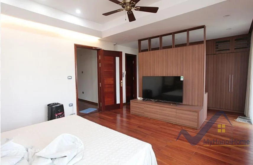 Xem ảnh 3: Ảnh 3: Cho thuê song lập Vinhomes Riverside gần trường BIS và Almaz