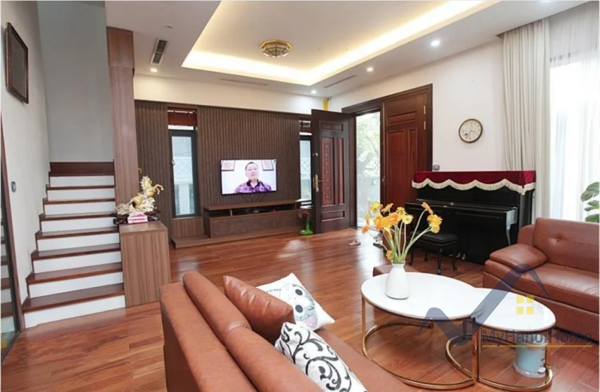 Xem ảnh 10: Ảnh 10: Cho thuê song lập Vinhomes Riverside gần trường BIS và Almaz
