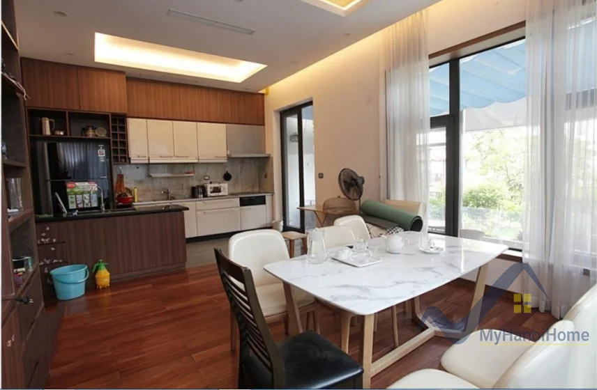 Xem ảnh 13: Ảnh 13: Cho thuê song lập Vinhomes Riverside gần trường BIS và Almaz