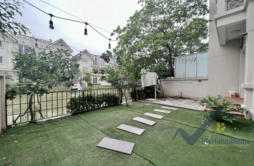 Xem ảnh 15: Ảnh 15: Cho thuê song lập Vinhomes Riverside thiết kế gồm 4PN