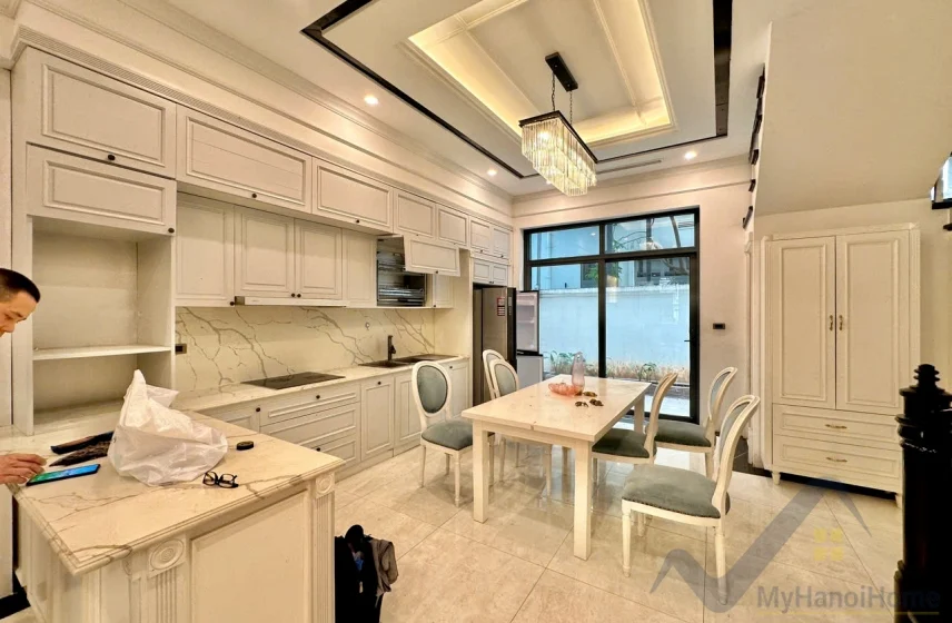 Xem ảnh 15: Ảnh 15: Cho thuê Vinhomes Harmony nhà liền kề 4 phòng ngủ khép kin
