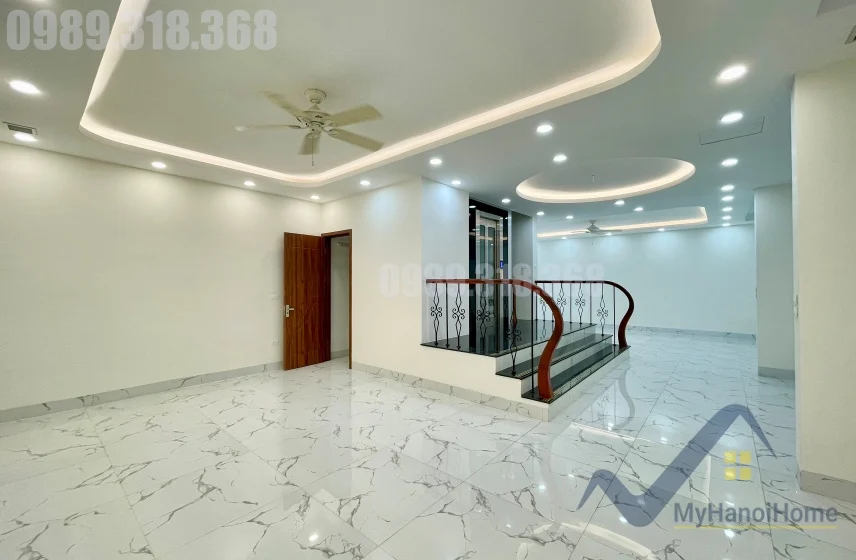 Xem ảnh 26: Ảnh 26: Cho thuê Vinhomes Riverside biệt thự song lập hoàn thiện mới