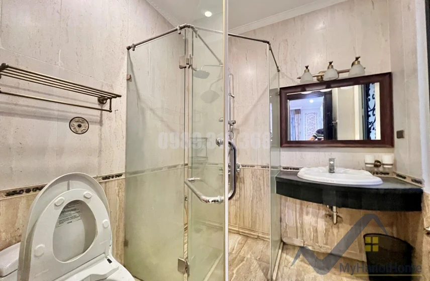 Xem ảnh 5: Ảnh 5: Chủ nhà cho thuê biệt thự Vinhomes Riverside đủ đồ 4PN hiện đại