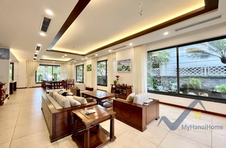 Xem ảnh 4: Ảnh 4: Đơn lập Vinhomes Riverside cho thuê full nội thất vườn rộng