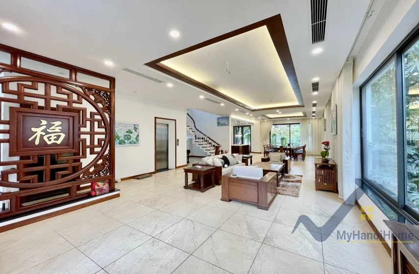 Xem ảnh 13: Ảnh 13: Đơn lập Vinhomes Riverside cho thuê full nội thất vườn rộng