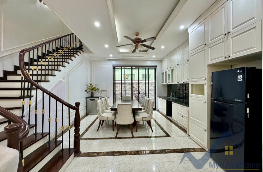 Liền kề Vinhomes Harmony cho thuê trang bị full nội thất 3