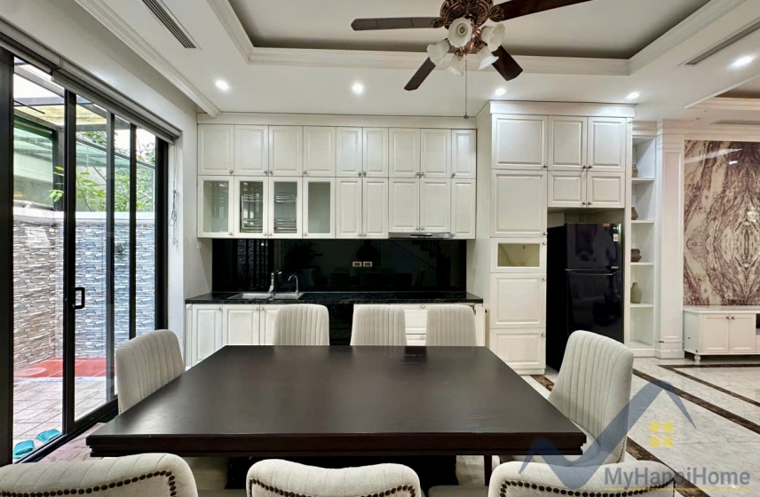 Liền kề Vinhomes Harmony cho thuê trang bị full nội thất 4