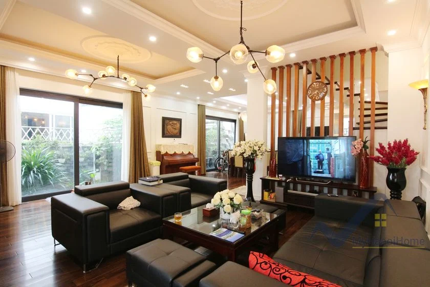 Xem ảnh 14: Ảnh 14: Liền kề Vinhomes Riverside giai đoạn 1 cần cho thuê