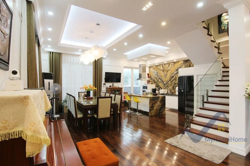 Xem ảnh 15: Ảnh 15: Liền kề Vinhomes Riverside giai đoạn 1 cần cho thuê