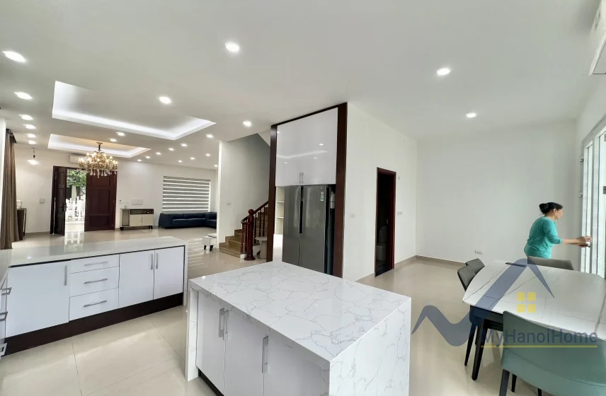 Xem ảnh 14: Ảnh 14: Nhà liền kề 4PN khu Vinhomes Riverside cần cho thuê