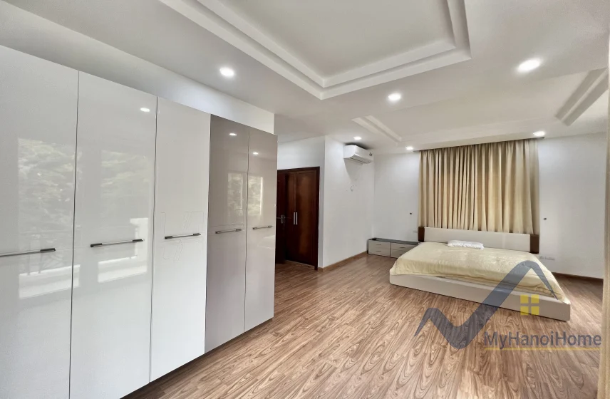 Xem ảnh 18: Ảnh 18: Nhà liền kề 4PN khu Vinhomes Riverside cần cho thuê