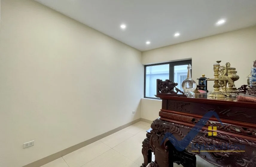 Xem ảnh 8: Ảnh 8: Nhà mới cho thuê Vinhomes Riverside nội thất hiện đại