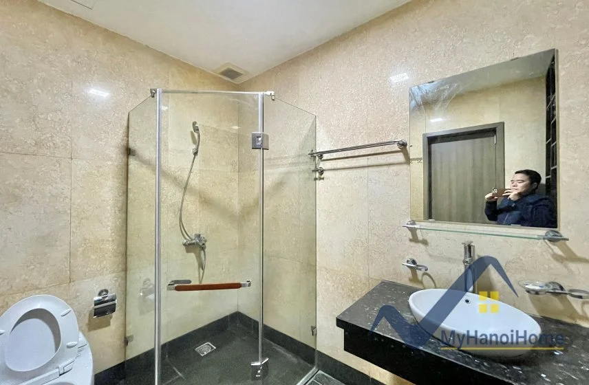 Xem ảnh 18: Ảnh 18: Nhà mới cho thuê Vinhomes Riverside nội thất hiện đại