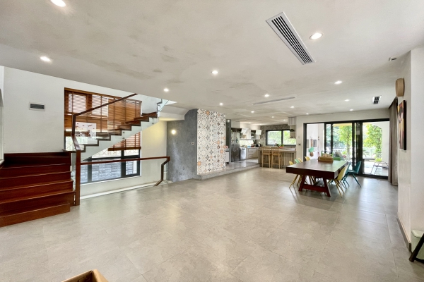 Bán biệt thự Vinhomes Riverside đơn lập nội thất nhập khẩu