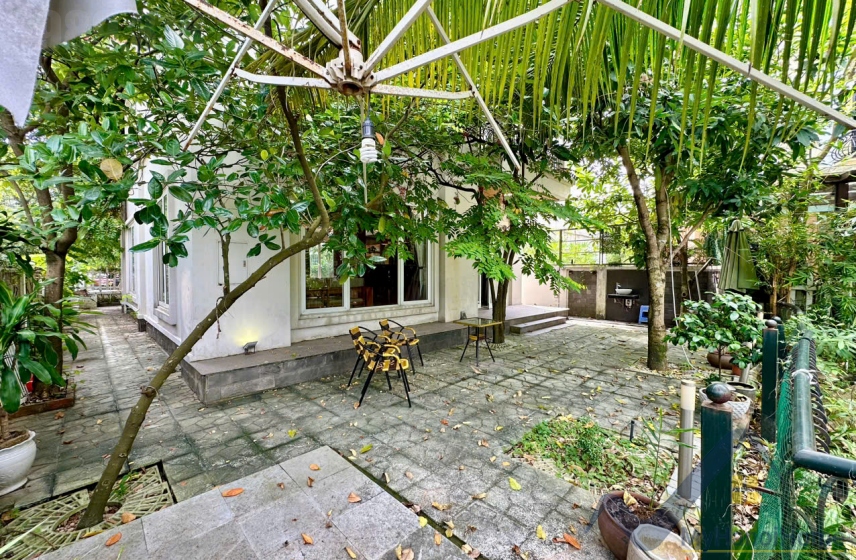 Thuê biệt thự đơn lập Vinhomes Riverside có Gara trong nhà 7
