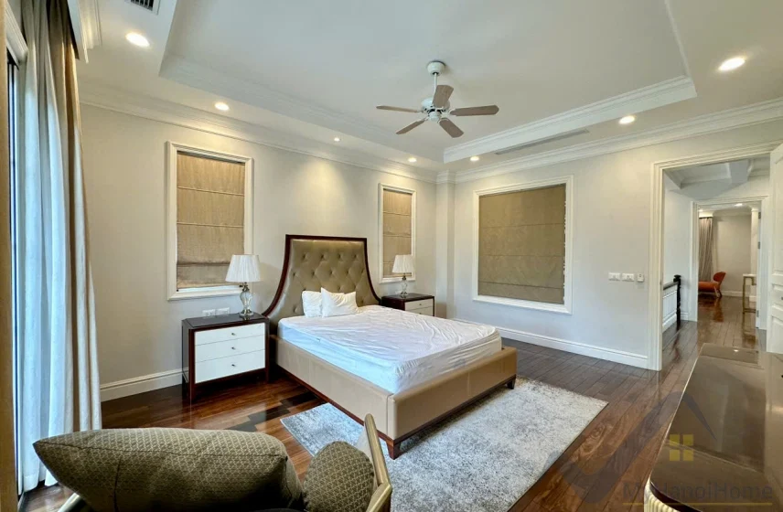 Xem ảnh 11: Ảnh 11: Thuê biệt thự đơn lập Vinhomes Riverside đủ nội thất 5PN