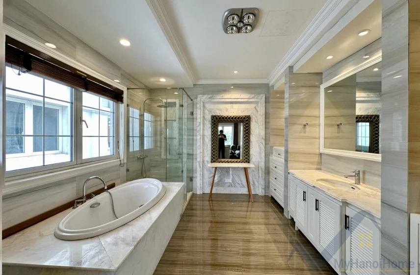 Xem ảnh 17: Ảnh 17: Thuê biệt thự đơn lập Vinhomes Riverside đủ nội thất 5PN