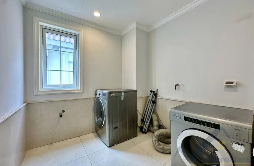 Xem ảnh 20: Ảnh 20: Thuê biệt thự đơn lập Vinhomes Riverside đủ nội thất 5PN