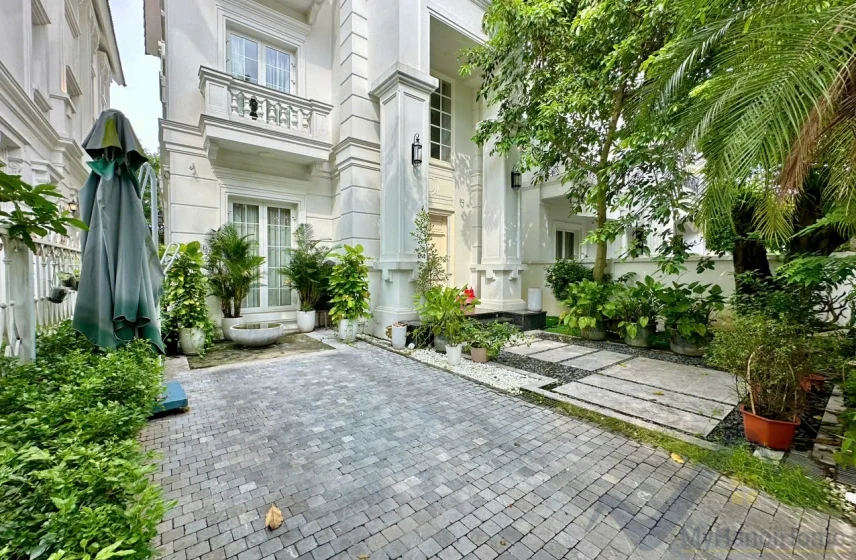 Xem ảnh 28: Ảnh 28: Thuê biệt thự đơn lập Vinhomes Riverside đủ nội thất 5PN