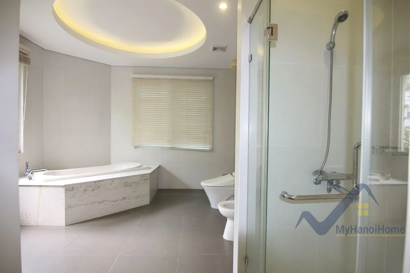 Xem ảnh 8: Ảnh 8: Thuê biệt thự đơn lập Vinhomes Riverside full nội thất gần BIS