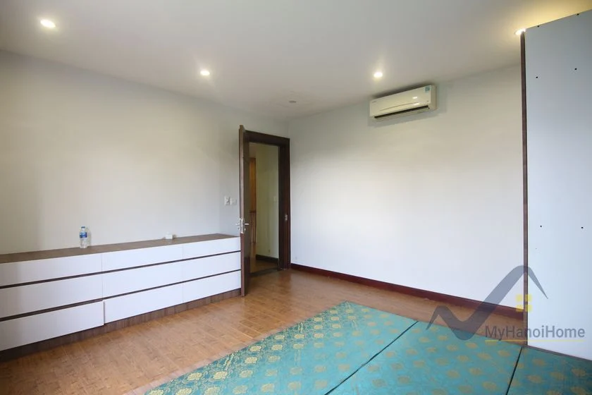 Xem ảnh 22: Ảnh 22: Thuê biệt thự đơn lập Vinhomes Riverside full nội thất gần BIS