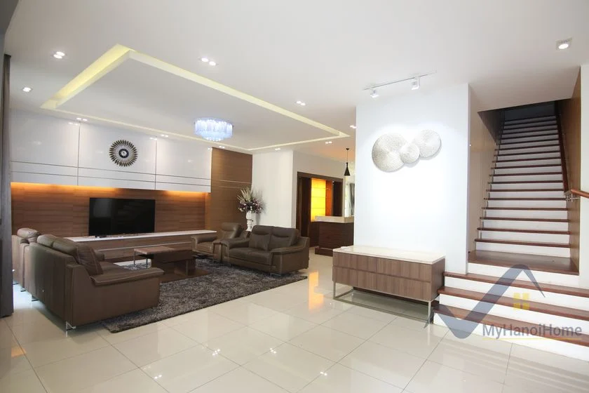 Xem ảnh 23: Ảnh 23: Thuê biệt thự đơn lập Vinhomes Riverside full nội thất gần BIS