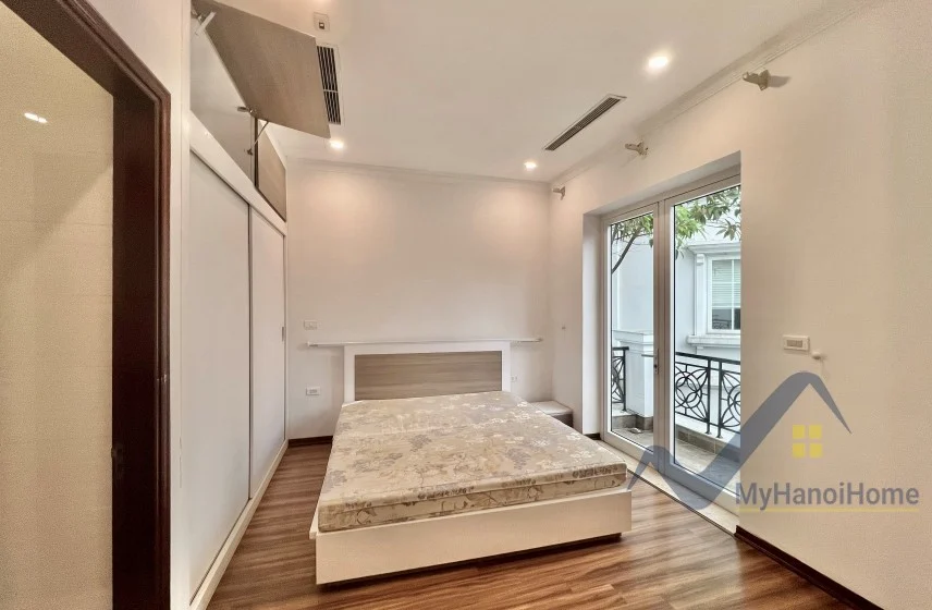 Xem ảnh 4: Ảnh 4: Thuê biệt thự đơn lập Vinhomes Riverside full nội thất giá tốt nhất