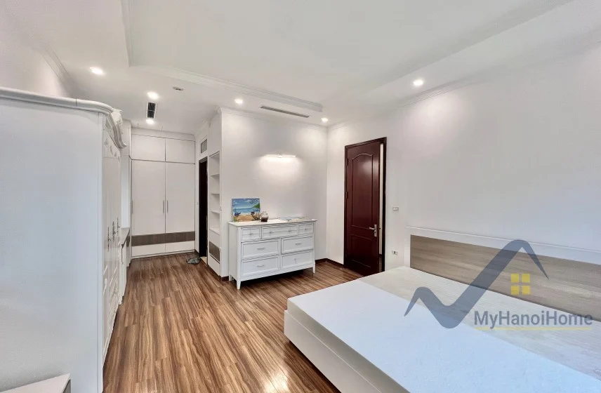 Xem ảnh 20: Ảnh 20: Thuê biệt thự đơn lập Vinhomes Riverside full nội thất giá tốt nhất