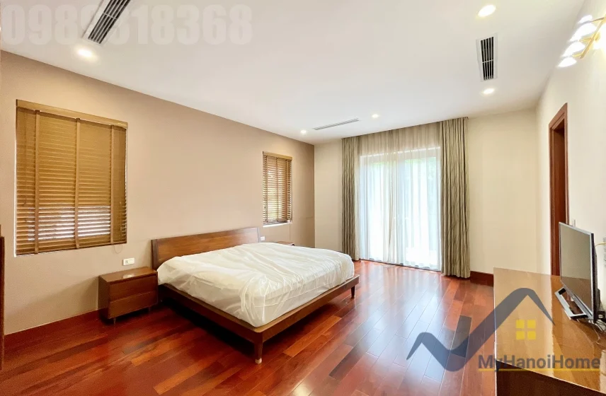 Xem ảnh 8: Ảnh 8: Thuê biệt thự đơn lập Vinhomes Riverside gần trường BIS và Almaz, full đồ