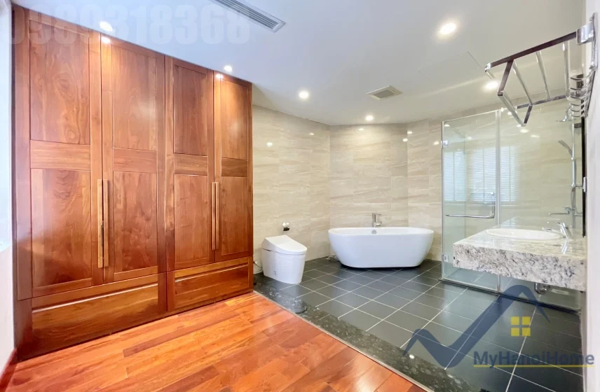 Xem ảnh 10: Ảnh 10: Thuê biệt thự đơn lập Vinhomes Riverside gần trường BIS và Almaz, full đồ