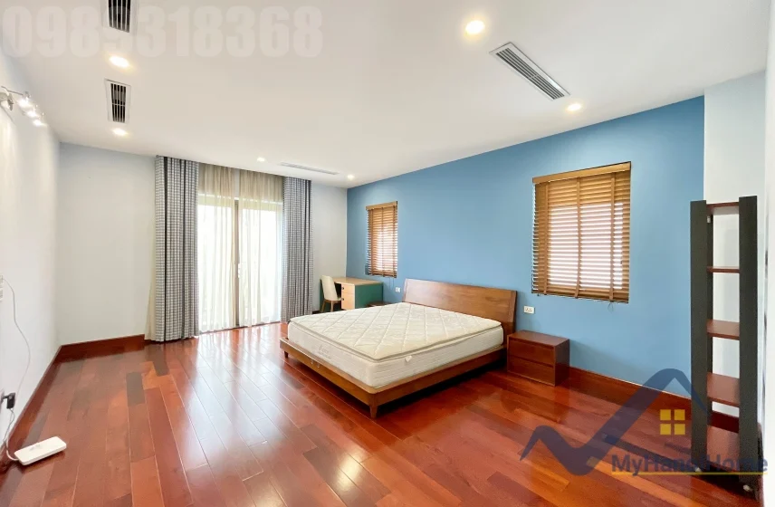 Xem ảnh 11: Ảnh 11: Thuê biệt thự đơn lập Vinhomes Riverside gần trường BIS và Almaz, full đồ
