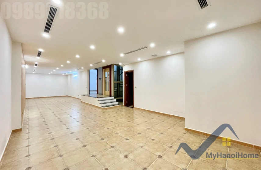 Xem ảnh 21: Ảnh 21: Thuê biệt thự đơn lập Vinhomes Riverside gần trường BIS và Almaz, full đồ