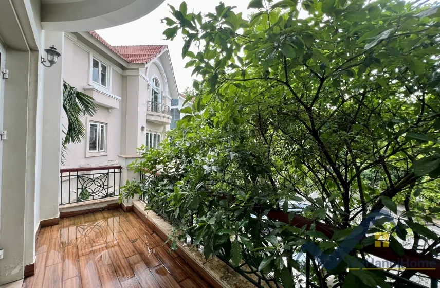 Xem ảnh 9: Ảnh 9: Thuê biệt thự đơn lập Vinhomes Riverside phong cách tân cổ điển