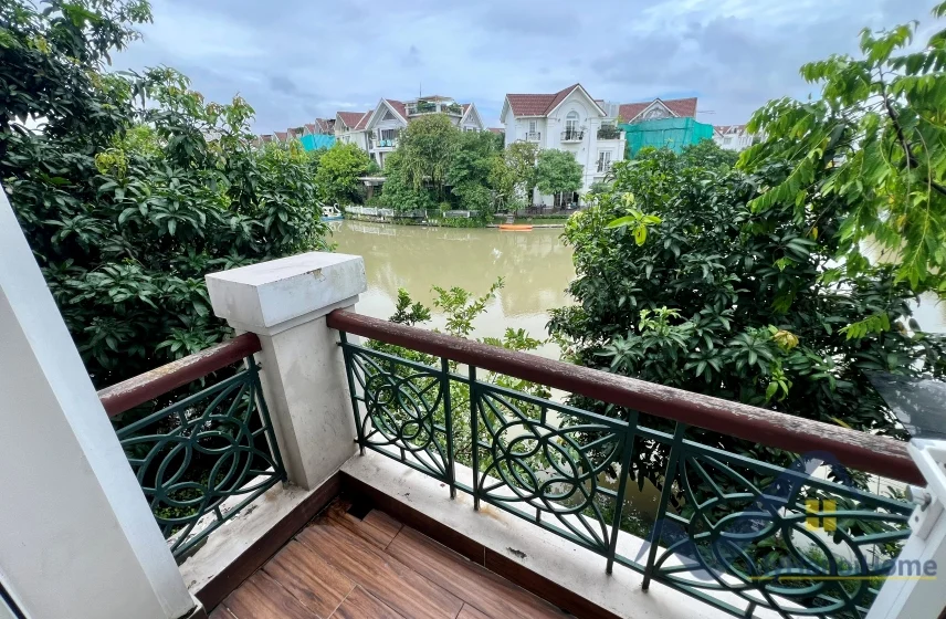 Xem ảnh 17: Ảnh 17: Thuê biệt thự đơn lập Vinhomes Riverside phong cách tân cổ điển