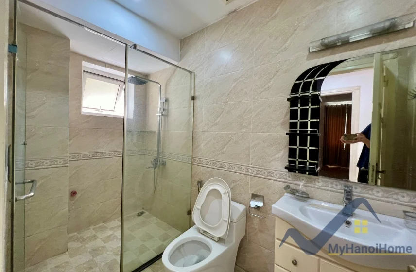 Xem ảnh 20: Ảnh 20: Thuê biệt thự đơn lập Vinhomes Riverside phong cách tân cổ điển