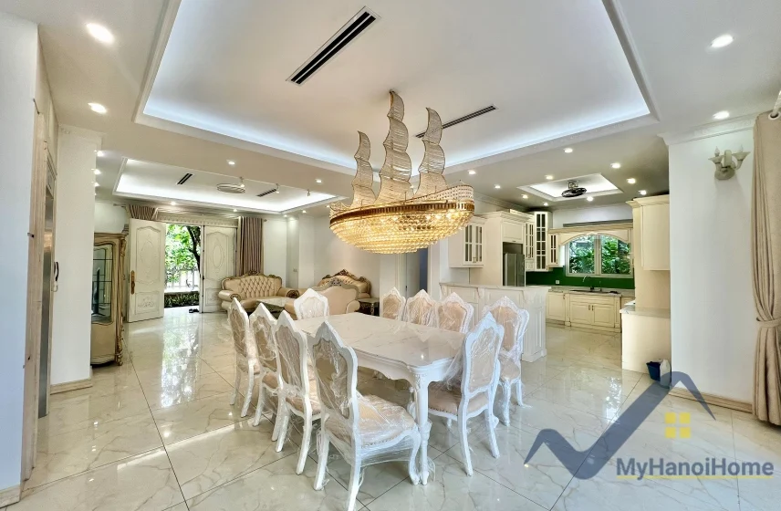 Xem ảnh 25: Ảnh 25: Thuê biệt thự đơn lập Vinhomes Riverside phong cách tân cổ điển
