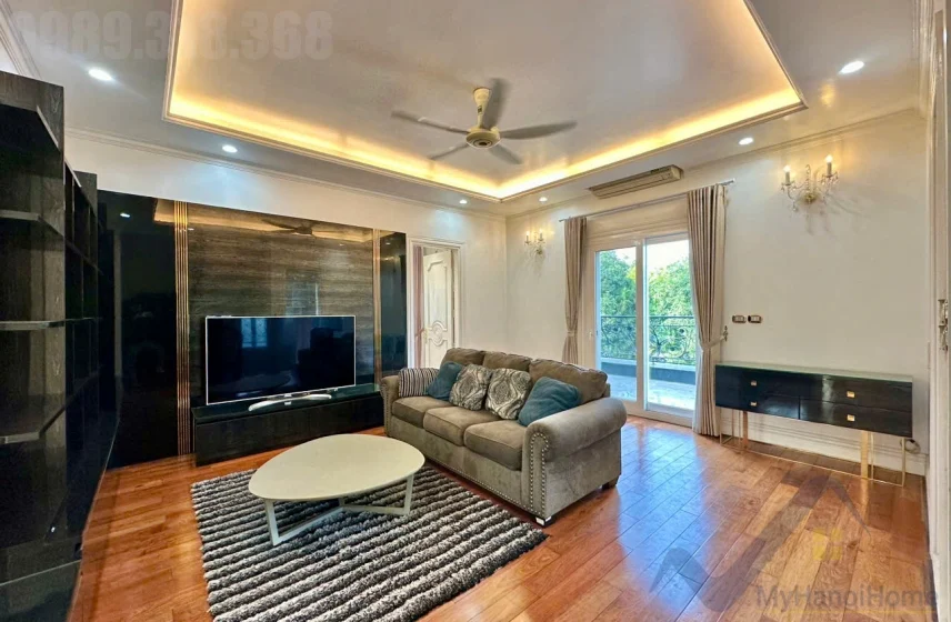 Xem ảnh 5: Ảnh 5: Thuê biệt thự đơn lập Vinhomes Riverside sân vườn rộng