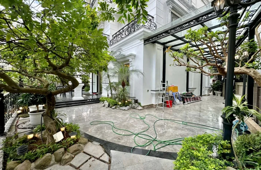 Xem ảnh 13: Ảnh 13: Thuê biệt thự đơn lập Vinhomes Riverside sân vườn rộng