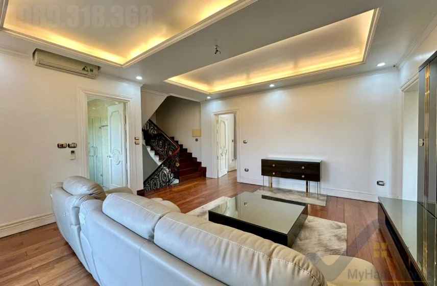 Xem ảnh 16: Ảnh 16: Thuê biệt thự đơn lập Vinhomes Riverside sân vườn rộng