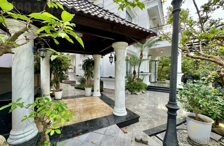 Xem ảnh 26: Ảnh 26: Thuê biệt thự đơn lập Vinhomes Riverside sân vườn rộng