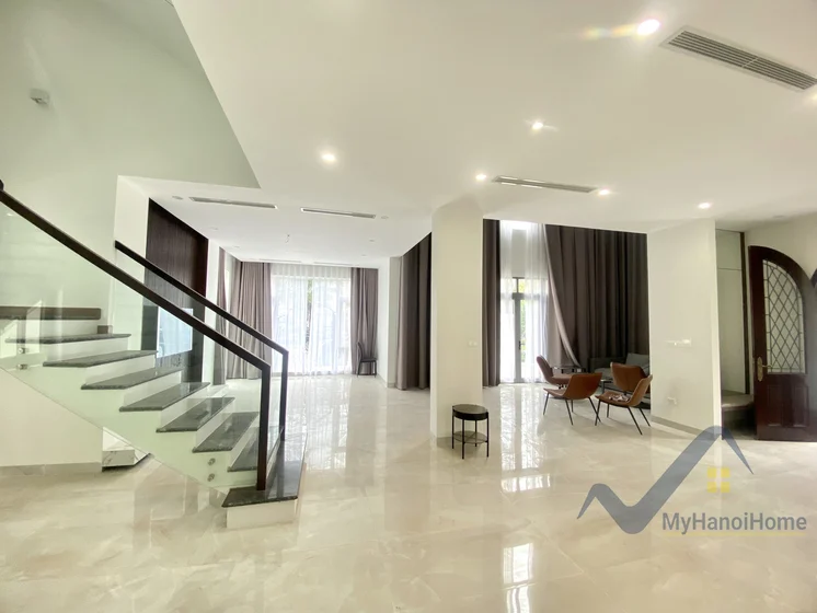 Xem ảnh 2: Ảnh 2: Thuê biệt thự đủ đồ tại Harmony gần trường Vinschool và Hồ