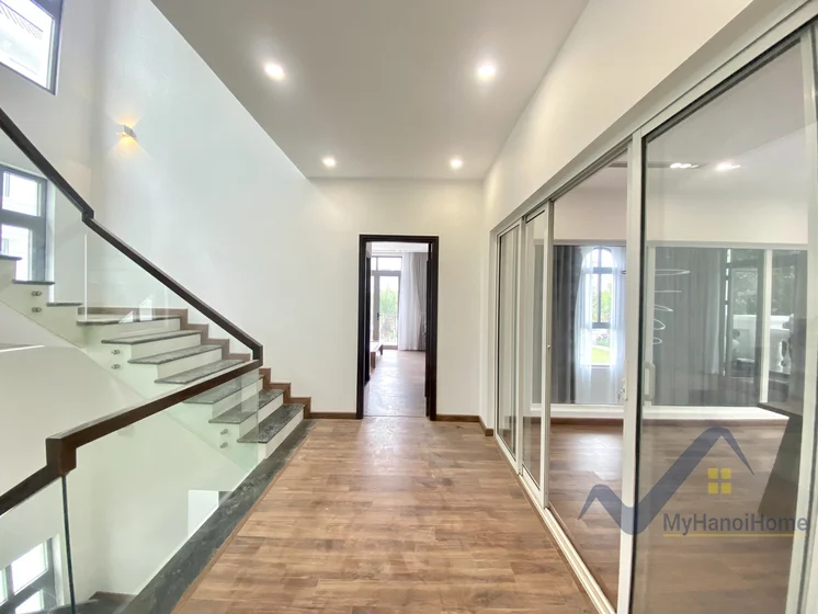 Xem ảnh 16: Ảnh 16: Thuê biệt thự đủ đồ tại Harmony gần trường Vinschool và Hồ