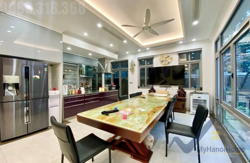Xem ảnh 12: Ảnh 12: Thuê biệt thự Harmony đủ đồ, có thang máy bên Hồ