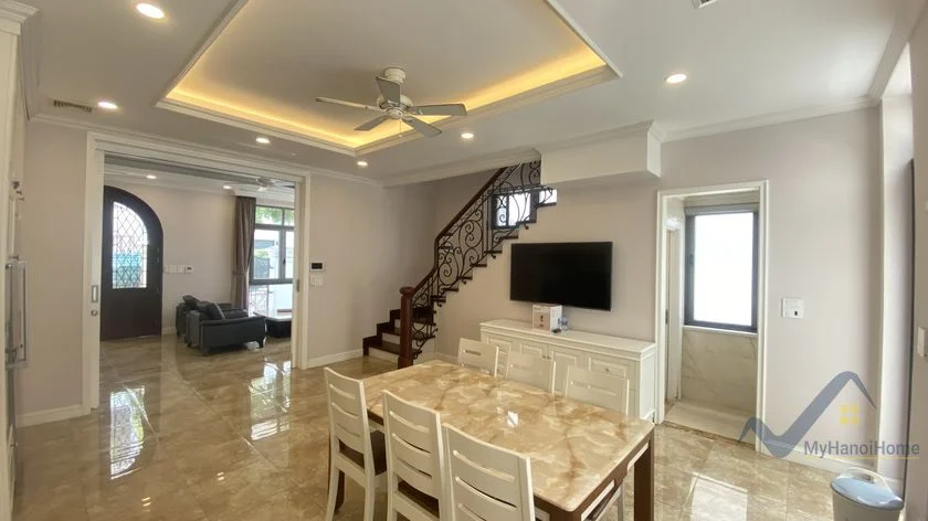 Xem ảnh 12: Ảnh 12: Thuê biệt thự Harmony gần Vinschool và Hồ full nội thất