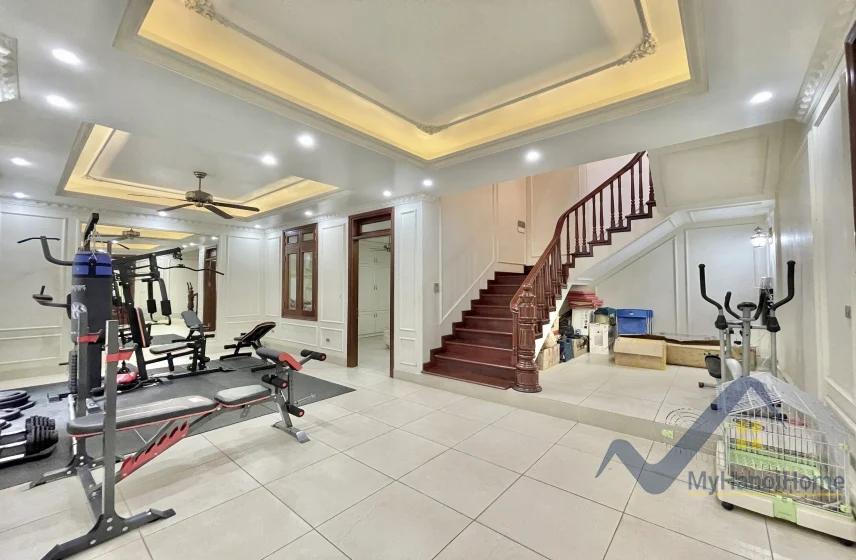 Xem ảnh 3: Ảnh 3: Thuê biệt thự Hoa Lan Vinhomes Riverside căn đơn lập full đồ