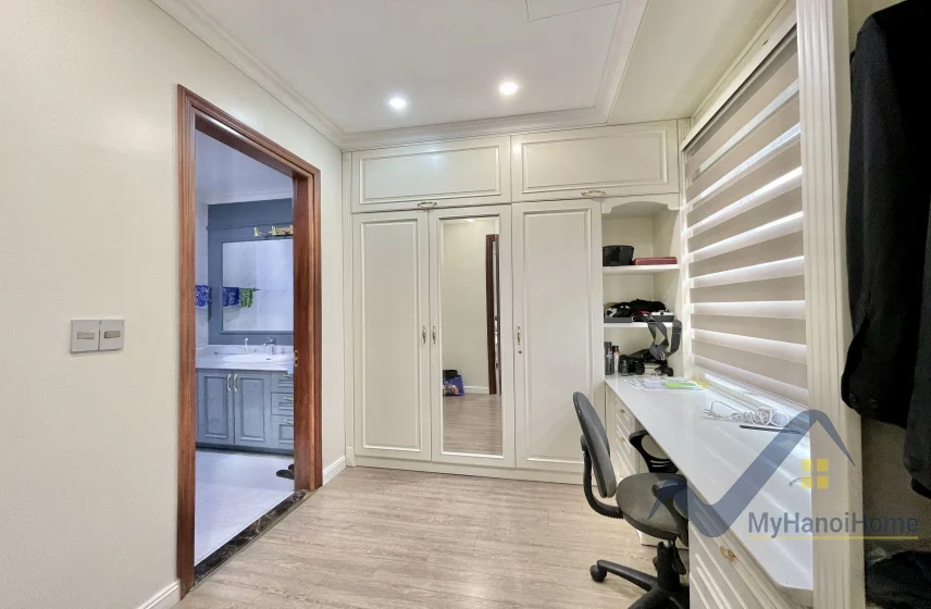 Xem ảnh 6: Ảnh 6: Thuê biệt thự Hoa Lan Vinhomes Riverside căn đơn lập full đồ