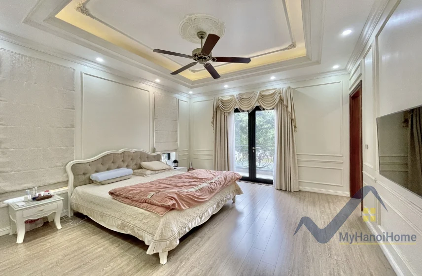 Xem ảnh 8: Ảnh 8: Thuê biệt thự Hoa Lan Vinhomes Riverside căn đơn lập full đồ