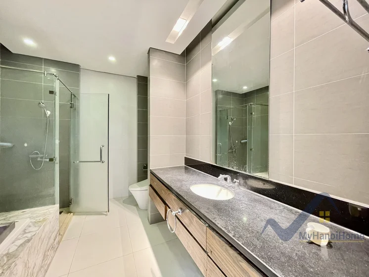 Xem ảnh 7: Ảnh 7: Thuê biệt thự Hoa Sữa Vinhome Riverside trang bị full đồ