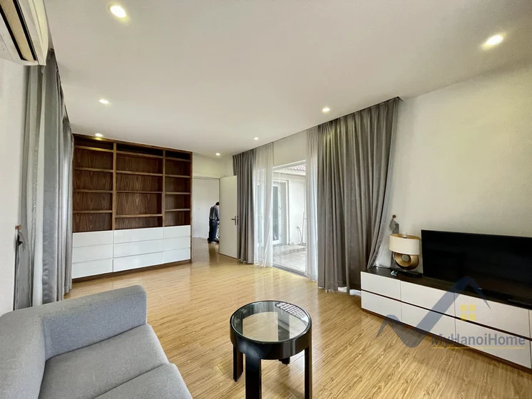 Xem ảnh 11: Ảnh 11: Thuê biệt thự Hoa Sữa Vinhome Riverside trang bị full đồ